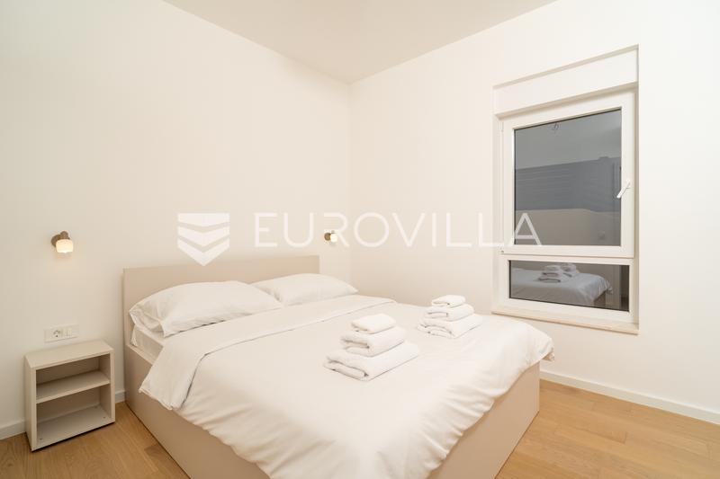 Zadar, Kožino, elegant two-bedroom apartment with a garden near the sea - 12