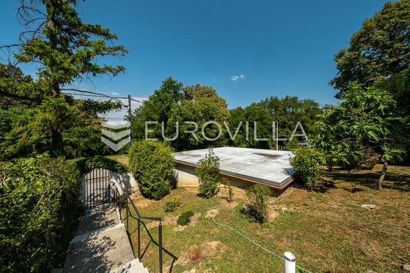 Zagreb, Vrhovec - Vidovčica, 220 m² aile evi, 1.121 m² arsa üzerinde - 39
