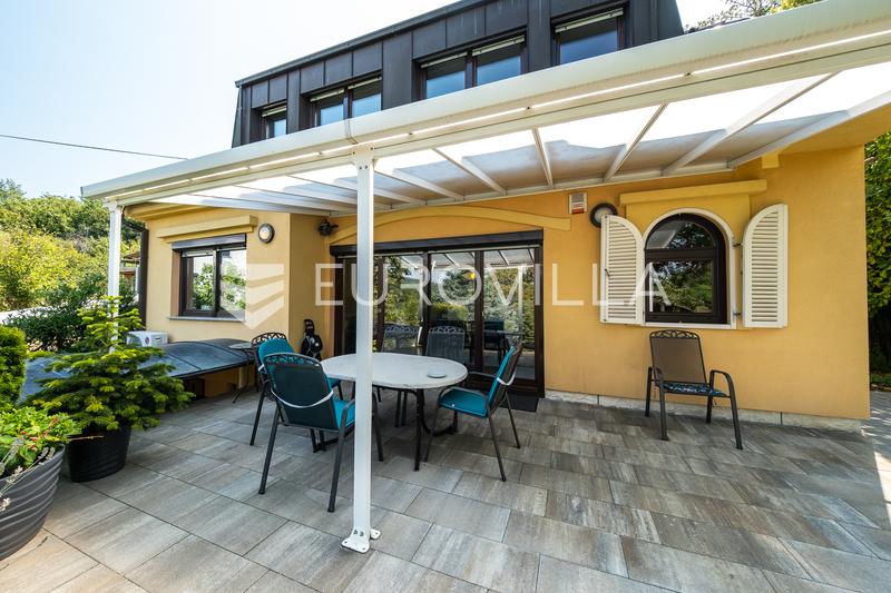Zagreb, Vrhovec - Vidovčica, 220 m² aile evi, 1.121 m² arsa üzerinde - 31