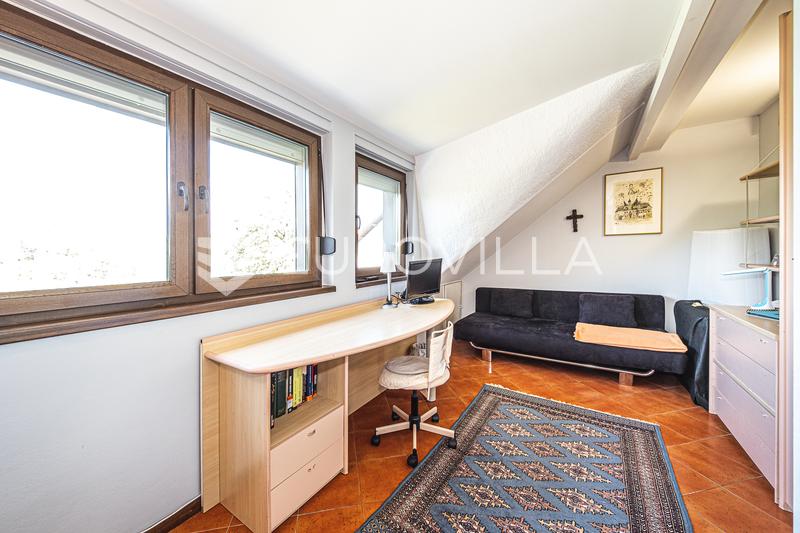 Zagreb, Vrhovec - Vidovčica, 220 m² aile evi, 1.121 m² arsa üzerinde - 16