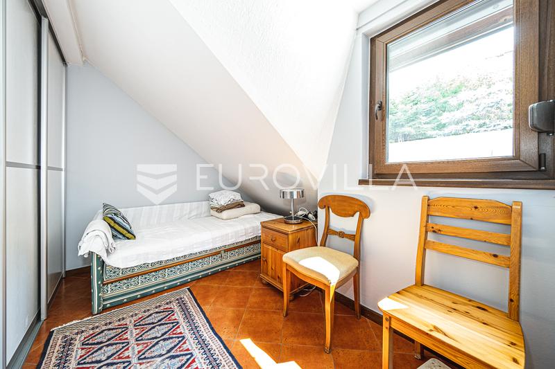 Zagreb, Vrhovec - Vidovčica, 220 m² aile evi, 1.121 m² arsa üzerinde - 21
