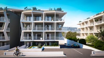 SPLIT | Trosoban stan s terasom i vrtom
