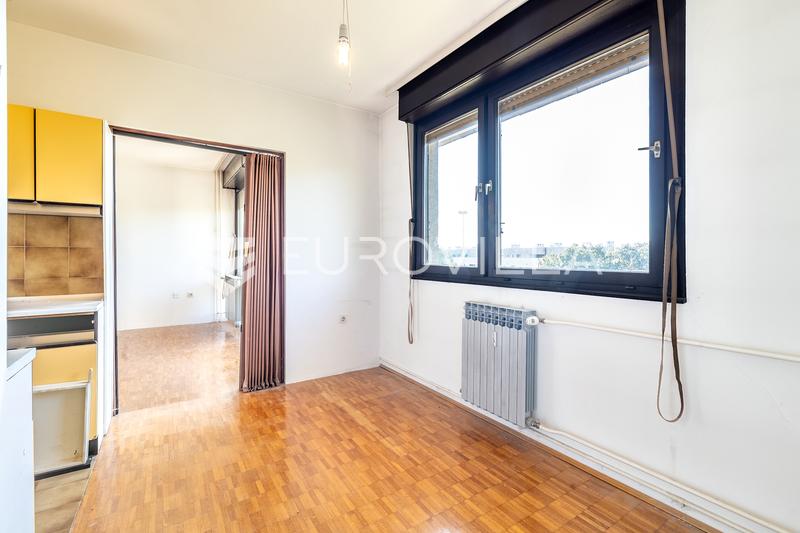 Zagreb, Jarun, četverosoban stan s balkonom, 85 m² - 2