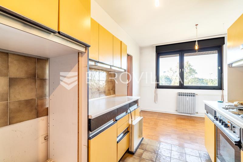 Zagreb, Jarun, četverosoban stan s balkonom, 85 m² - 3