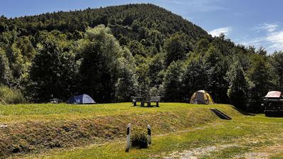 Lokve, kuća s uhodanim kampom na 1.699 m² zemljišta, blizu od Lokvarskog jezera