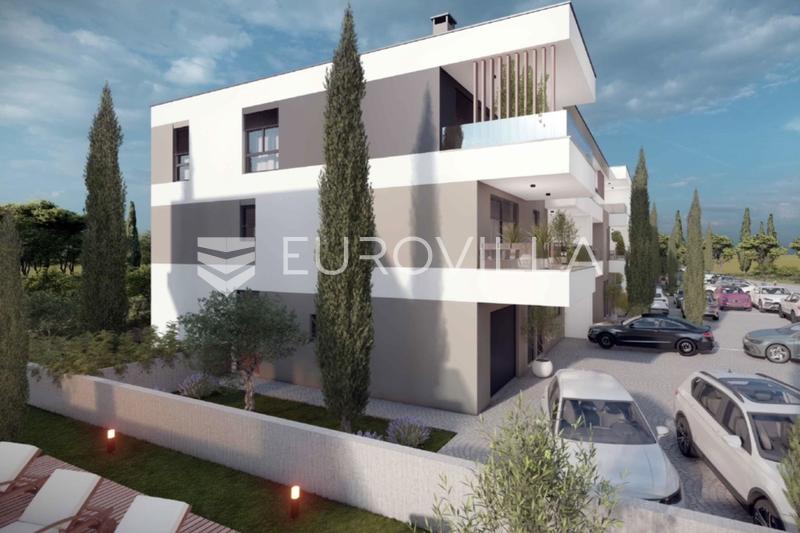 Istria, Pola, appartamento in un nuovo edificio con parcheggio e ripostiglio - 1