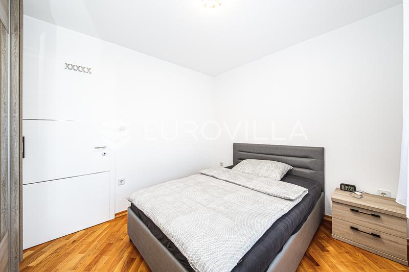 Zagreb, Crnomerec, smuk treværelses lejlighed, 64 m² - 10
