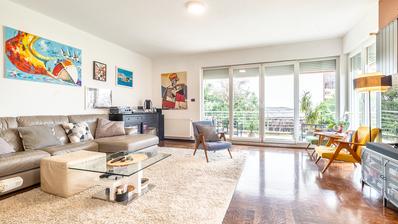 Zagreb, Bukovac, trosoban stan, vrt, terasa plus dva parkirna mjesta 119 m²