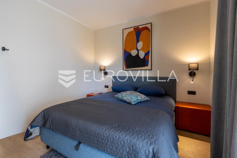Istra, Pula, dizajnerska vila s bazenom, saunom i dodatnim stanom - 20