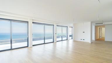 Opatija, Luksuzan penthose s otvorenim pogledom na Kvarner, NKP 274,93 m2
