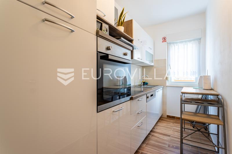 Kaštel Kambelovac, jednopokojový byt ve skvělé lokalitě - 6