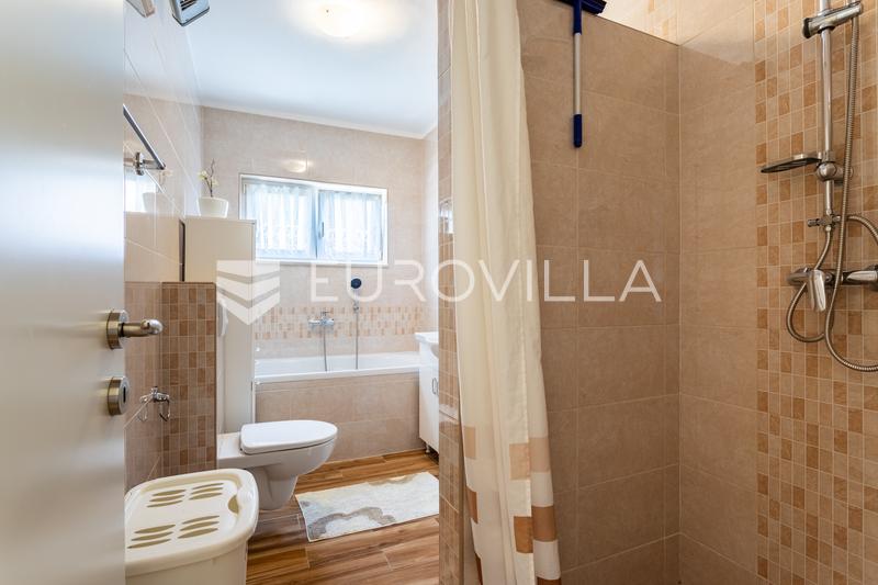 Kaštel Kambelovac, jednopokojový byt ve skvělé lokalitě - 11