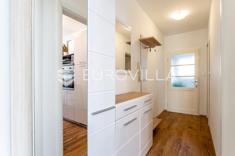 Kaštel Kambelovac, jednopokojový byt ve skvělé lokalitě - 13