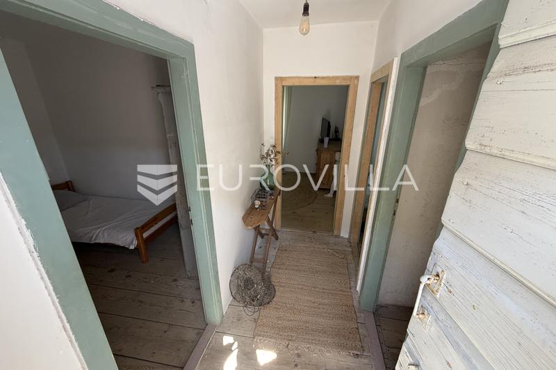 Vis, Marinje Zemlje, samostojna kamnita hiša - 7
