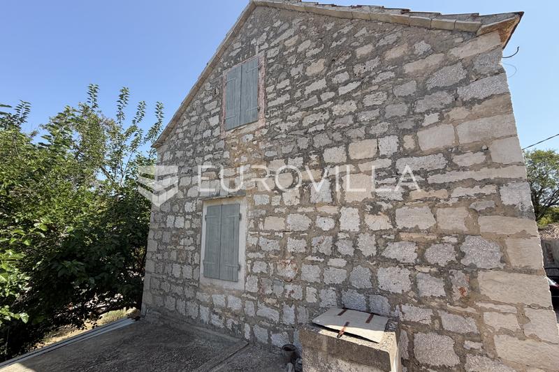 Vis, Marinje Zemlje, samostojna kamnita hiša - 18
