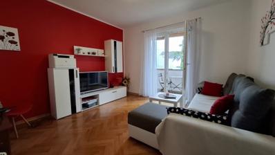 Lovran, adaptiran stan, 57 m², pogled, garaža