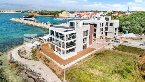 Zadar, Privlaka, luxusní dvoupokojový byt, 1. řada u moře, 85,57 m²
