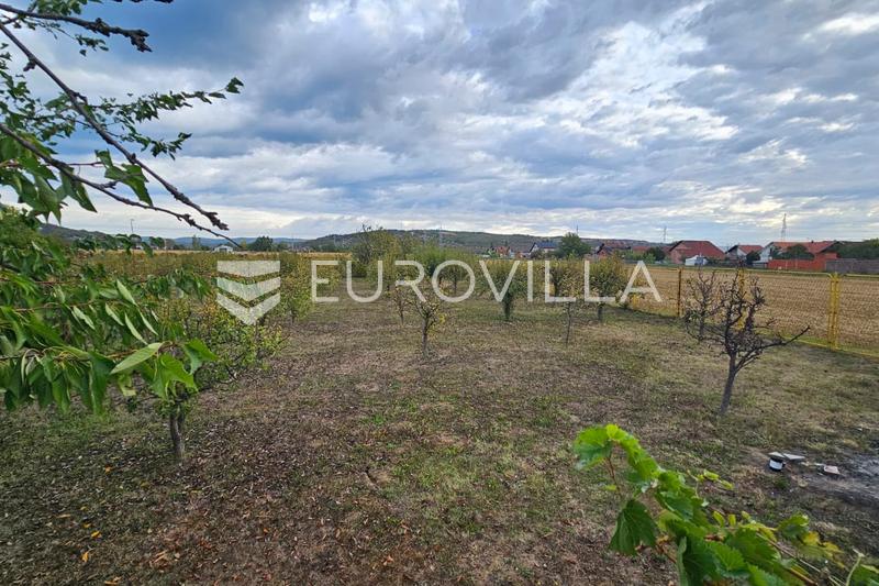 Slavonski Brod, Poslovna zgrada Sjeverna vezna cesta - 22