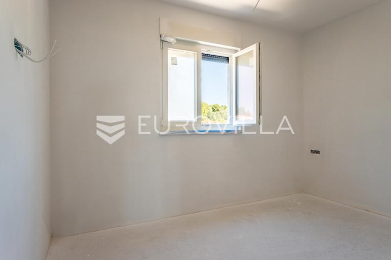 Čiovo, Okrug Gornji - moderní dvoupokojový apartmán s garážovým stáním - 19