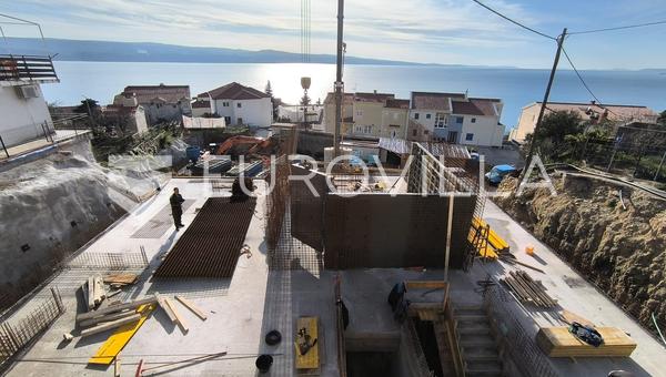 Omiška rivijera, jednosoban stan na drugom katu moderne novogradnje, 62.64 m²