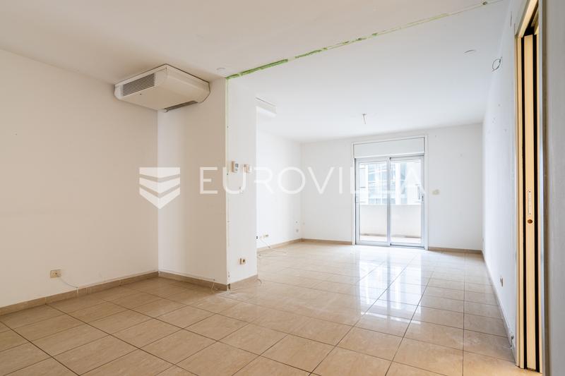 Split, Firule, two bedroom apartment with parking space