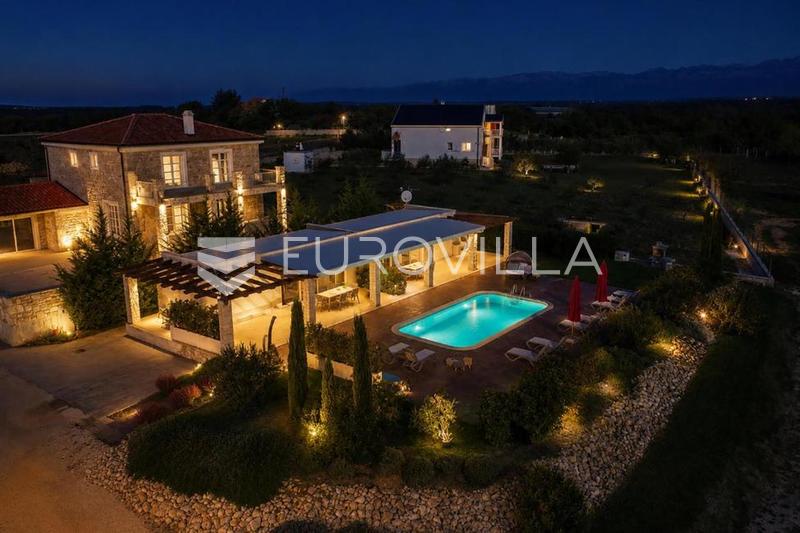 Zadar, Zerava - Moderne 162 m² præfabrikeret hus med opvarmet pool og to boligenheder - 3