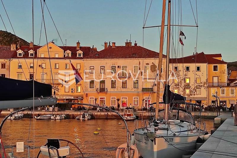 Senj, 45 m² lägenhet i den historiska gamla staden, 150 m från havet - 13