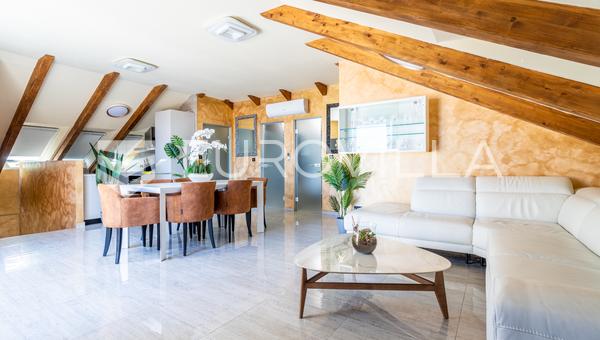 Split, Stobreč, dva apartmány s výhľadom na more