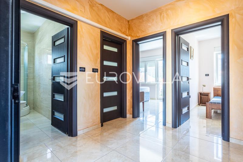 Split, Stobreč, dva apartmány s výhľadom na more - 28
