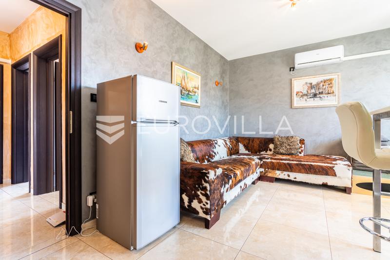 Split, Stobreč, dva apartmány s výhľadom na more - 17