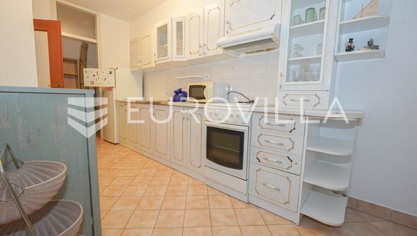 Zadar, Smiljevac, dvosoban stan na izvrsnoj lokaciji, 76,60 m²