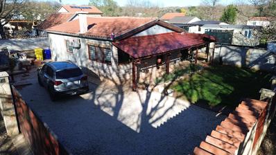 Istra, Medulin, atraktivna prizemnica okružena prirodom