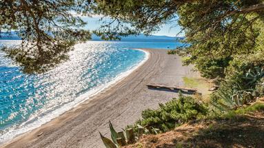 Brac, Bol, attraktiv landbrugsgrund med et areal på 130.000 m², bebyggelse mulig.