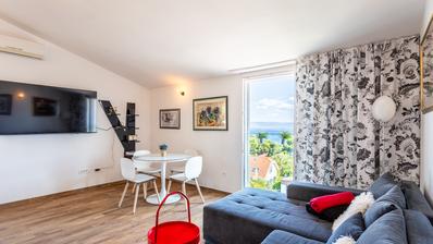 Split, Bacvice, két szobás lakás gyönyörű kilátással, 60 m², hosszú távú bérlés