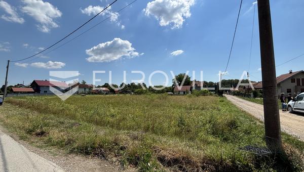 Velika Gorica, Novo Cice, Byggegrund 686 m²