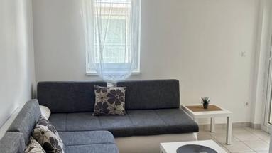 Novi Vinodolski, furnished studio apartment 100 m from the sea