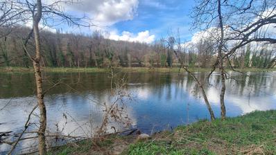 Bosiljevo, zemědělská půda 1400 m² podél řeky Kupy
