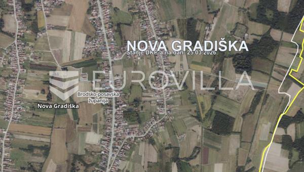 Nova Gradiska, Altyapısı olan imarlı arsa 10.000 m²