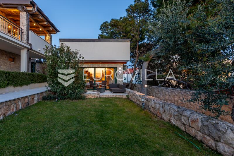 Rogoznica, havuzlu, deniz manzaralı ve gizli bahçeli güzel bir villa - 5