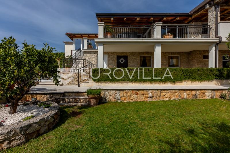 Rogoznica, havuzlu, deniz manzaralı ve gizli bahçeli güzel bir villa - 7