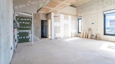 Trogir, Dreizimmer-Maisonette-Wohnung mit Loggia