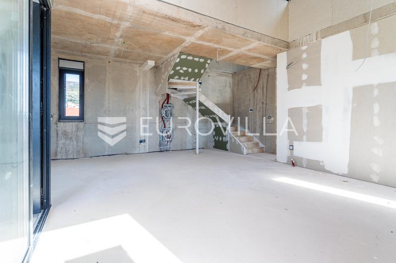 Trogir, apartamento dúplex de tres dormitorios con logia - 6
