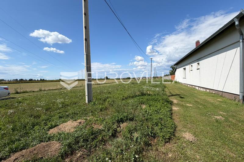 Đakovo - Attractive 629 m² Building Plot for Sale - 3