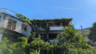 Gornja Podstrana, a legalized semi-detached house with a total gross building area of 331 m²