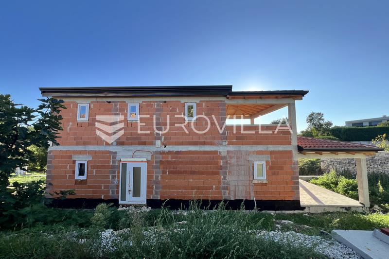 Istra, Kringa, atraktivna kuća u roh bau fazi u mirnom okruženju - 21