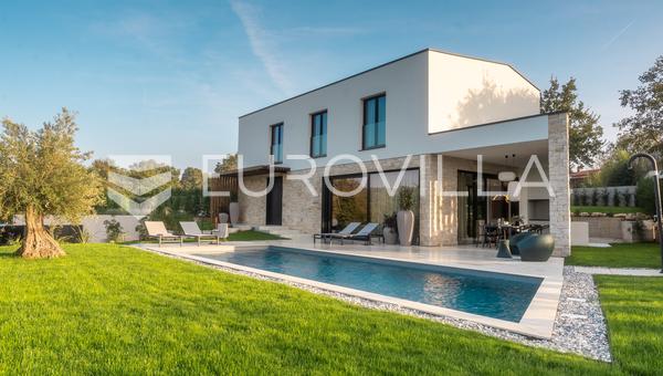 Istrien, Poreč - exklusiv lyxvilla med pool, 225 m²
