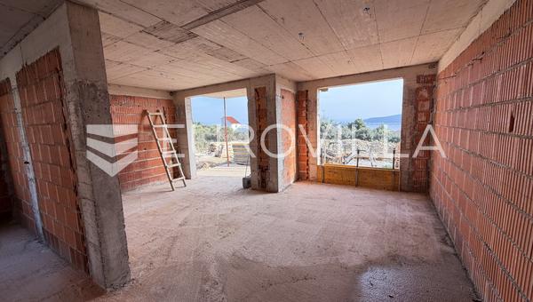 Kastel Sucurac'ta, yeni binada, iki yatak odalı daire, 80.30 m²