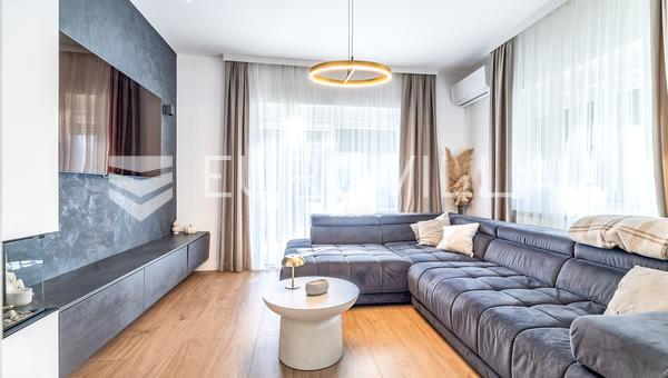 Velika Gorica, Kobilic, dom rodzinny o powierzchni 178 m² z basenem i przestronną działką.