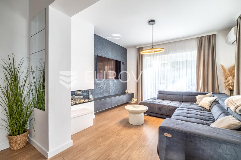 Velika Gorica, Kobilic, dom rodzinny o powierzchni 178 m² z basenem i przestronną działką. - 2