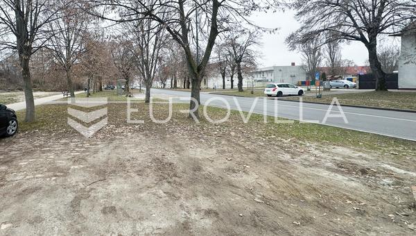 Vukovar, CENTRO, complexo de produção e armazenamento de 2370 m² distribuído por 3 pisos